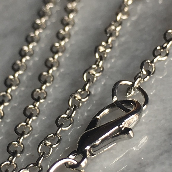 Crystal Rhinestone Key Necklace - Picture 12 of 14